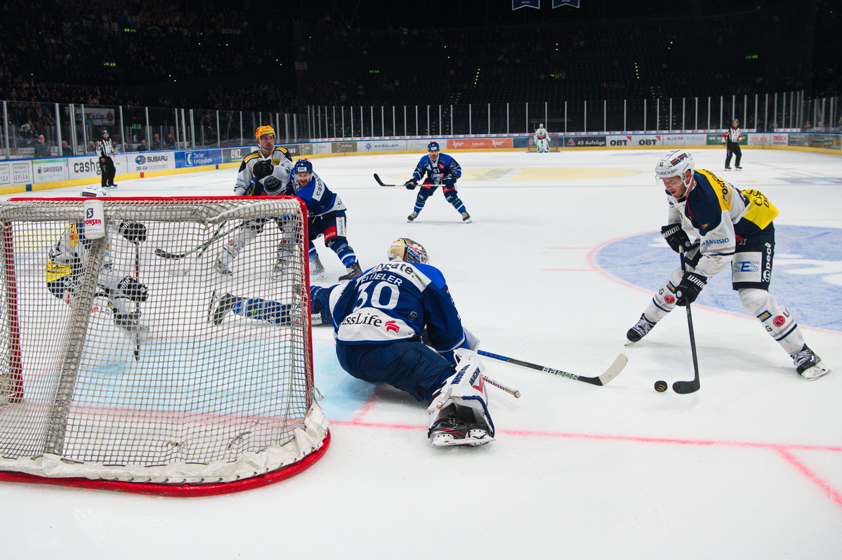 ZSC Lions vs HC Ambri Piotta Marcel Kaul szenemagazin 0029