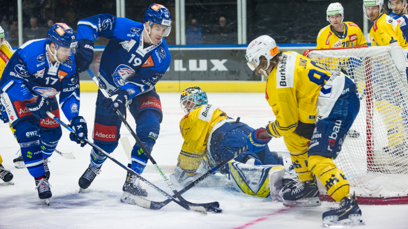 Ein eigenes Drittel f&uuml;r die Refs im Spiel ZSC vs. HCD