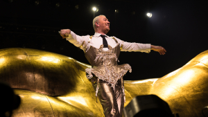 Provokanter Auftritt von Sam Smith mit beeindruckend stimmlicher Brillanz