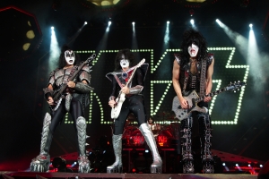 Kiss - End of the Road Tour